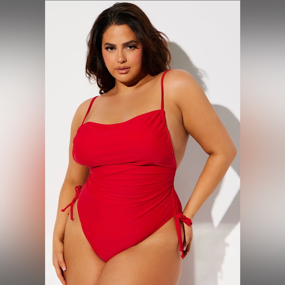 Fashion nova Ellie one piece swimsuit 👙